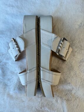 Dr. Scholl’s Original Collection Frill White with  Silver Buckle Sandals Size 6